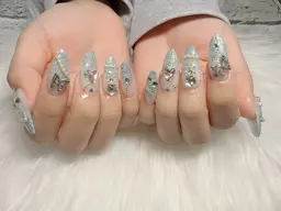 【次世代長さ出しジェルチップ✨】やり放題派手ネイル好きな方にオススメメニューです💅 (オフ込み)