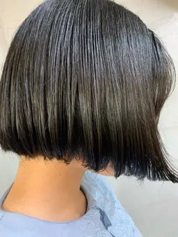 マニキュアカラー(白髪染め)ヘアカラー💆🏻‍♀️   ダメージレスカラー　艶々髪になれます