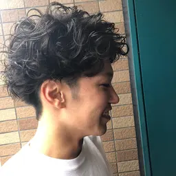 メンズカット＋スパイラルパーマ＋眉カット