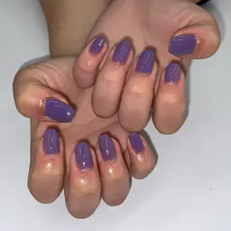 ハンドジェルネイル✋🏻爪に優しいパラジェルを使用¨̮♡《ワンカラー、ラメ,ホロok 、長さだし無、オフ無》