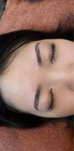 眉ワックス脱毛(シートタイプ) ¥3300⇒¥2200