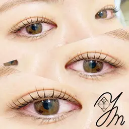 上まつ毛パーマ￥4,000