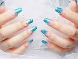 夏に🌞🌞キラキララメグラ❤️❤️(パラジェル変更可能)ジェルオフ、ケア込み、