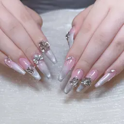 ⭐初回ソフトジェルオフ無料⭐ 🍒チップ+ジェル長さだし⭐️持ち込みデザイン⭐️アート1️⃣0️⃣本