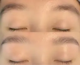 ブロウリフト(WAX込み) 毛流れの矯正＆余分な毛をwaxで綺麗に整えます✨自己処理が苦手な方・毎日のメイクの時短にも◎