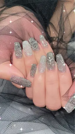 ご新規さま限定🌹フラッシュ・マグネット・ミラー込み🎠アートつけ放題（オフ込み）