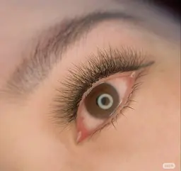 海外話題🤗5DW・Yボリュームラッシュ500本¥4980 ❤️‍🔥つけ放題¥5980 ❤️‍🔥アイパック，美容液付