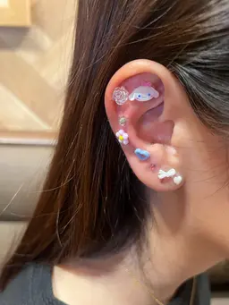 【新規限定/人気NO1】耳ツボジュエリーつけ放題👂🏻20粒以上💎