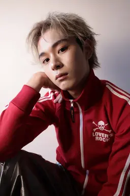 【メンズ】(無料メイク付)ブリーチなしダブルカラー 保湿トリートメント付き