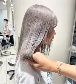 U24限定𓂃 𓈒𓏸【ハイトーン🐬】ダブルカラー🌼ケアブリーチ(１回)＋さら艶トリートメント✨