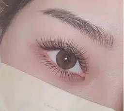 LED+束感【フラットラッシュ】上つけ放題(200本保証)+下40本★(LC、LDカールある)★10780円(オフ込み)