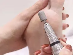 【フットケア】足裏かかとケア＋高保湿美容液パック/足浴付き