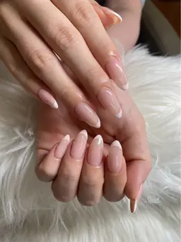 【自店・他店オフ無料】フレンチ🫧甘皮ケア込み