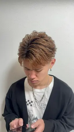 【メンズ限定‼︎】マッシュ、ショート、センターパート、刈り上げスタイル