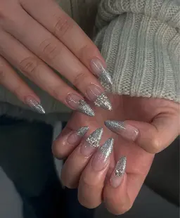 (4月~)【パーツ2つプレゼント🌟】長さ出し10本＋ワンカラー/ラメグラ/フラッシュ