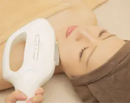 【顔脱毛】3週間に1度通える♪毛穴撃退スピード顔脱毛♪初回￥3,660