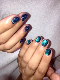 みう🌷ハンド　マグネットネイル