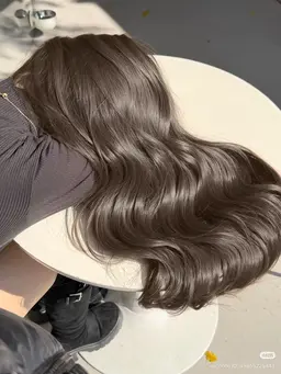 🎀ブリーチ1回➕カラー🎀明るくしたい方におすすめ❤︎透明感UP❣️❣️