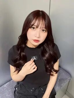 コテ巻き仕上げ（韓国ヘア）