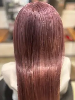 ¥6000(現金支払いのみ)ピンクベージュ系カラー(ブリーチ1回オンカラー1回)