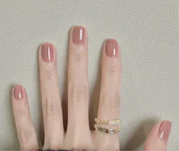 「期间限定」【ハンドジェルネイル】ワンカラー・ジェルオフ付き。長さ出し＋¥2,000