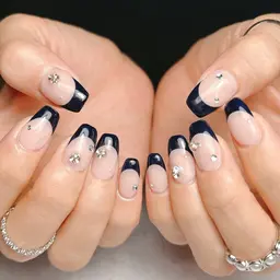 【フレンチネイル】お上品な手元に仕上がる♪/カラーどれでも選択可◎