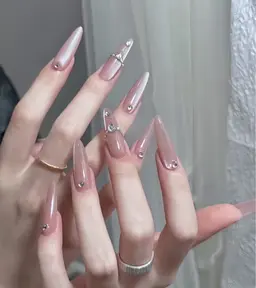 【チップ長さ出し】マグネット　フラッシュ➕❤️パーツ2個両手合計2個