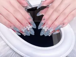 チップ長さだし ❤️🔥ラメ\マグネットネイルグラテーション💅パーツつけ放題☆