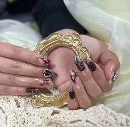 スカルプ長さ出し時間内アート10本、パーツ付け放題