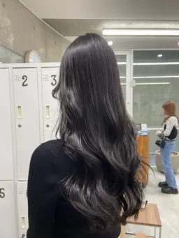 《就活されているかた必見✨》艶々ブルーブラック🫐🖤+トリートメント+枝毛、毛先カット付き🌟