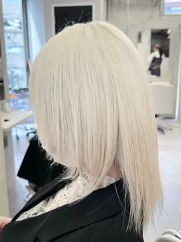 💛ブリーチクーポン💛ワンブリーチ➕オンカラー➕トリートメント✨