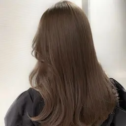 ⭐️限定クーポン⭐️ワンタッチ艶カラー➕カット➕トリートメント