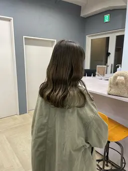 【ブリーチなし赤み抑えたい方に】カット+アディクシーカラー🫐🖤