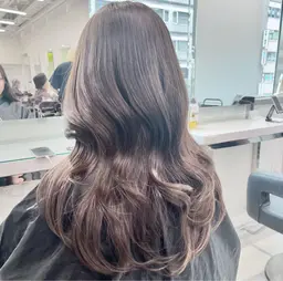 👑1、2回目利用可能セットメニュー👑次世代ブリーチなしカラー+3stepトリートメント（ロング料金あり⚠️）