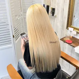 《hair color》全頭ブリーチ＋オンカラー＋超音波トリートメント💭♡