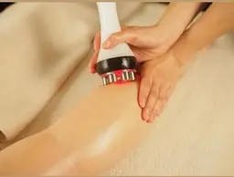 すぐに結果を出したい方におすすめハイパーナイフ30分+オイルリンパマッサージ20分