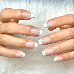 🐿️フレンチネイル(オフ込み)🐿️ ベースカラー追加+¥1,000