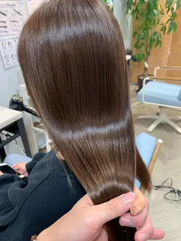 アマトラ最高級髪質改善カシミアトリートメント🧡❤️