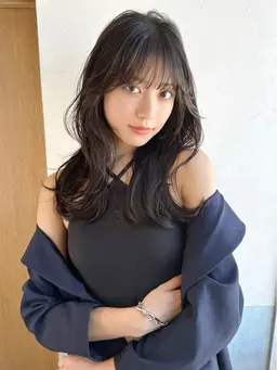 🩶人気No.1🩶乾かしただけで可愛くなる🩶カット&コテ巻き風パーマ&トリートメント🩷今だけ20%OFF🩷