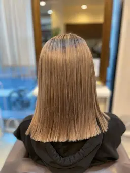 ブリーチ毛している髪もさらさらストレート☆酸性縮毛矯正☆