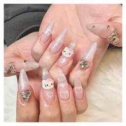ハンド💅🏻チップ長さ出し付‼️持ち込み120分アート‼️オフ有り🩷🩷🩷