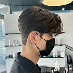 【韓国風】デザインカット＋ダウンパーマ¥16,500→¥9,900