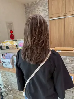 脱白髪染ハイライト+ 毛先整えカット✂︎※脱白髪染ハイライトのみも可能です🔆