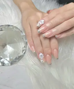 🕊【美】フレンチネイル🕊【オフありなし】