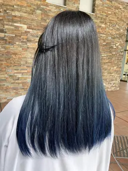 カット＋デザインカラー指名料込13500円❣️