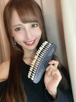 【1日1名様限定】ミニモ口コミご協力クーポン！短期的に白くしたい方へ！ハイパワーホワイトニング25分照射）✨