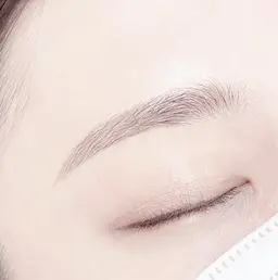 眉で印象チェンジ✨️アイブロウワックス(眉カット付き)