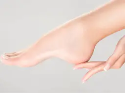 フットケア（足裏かかとツルツル）