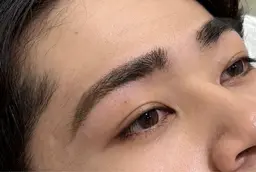 クリスマスまで限定価格🎅🏻🎁【アイブロウ🍀】【ワックス脱毛】メンズの方にもおすすめです⭐︎¥2970