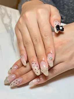 可愛くてお得🎀ワンホンネイル